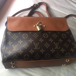 I’m selling this kuz I ain’t wearing it